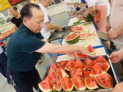 重庆高校吃瓜事件,揭秘校园网络舆论风波